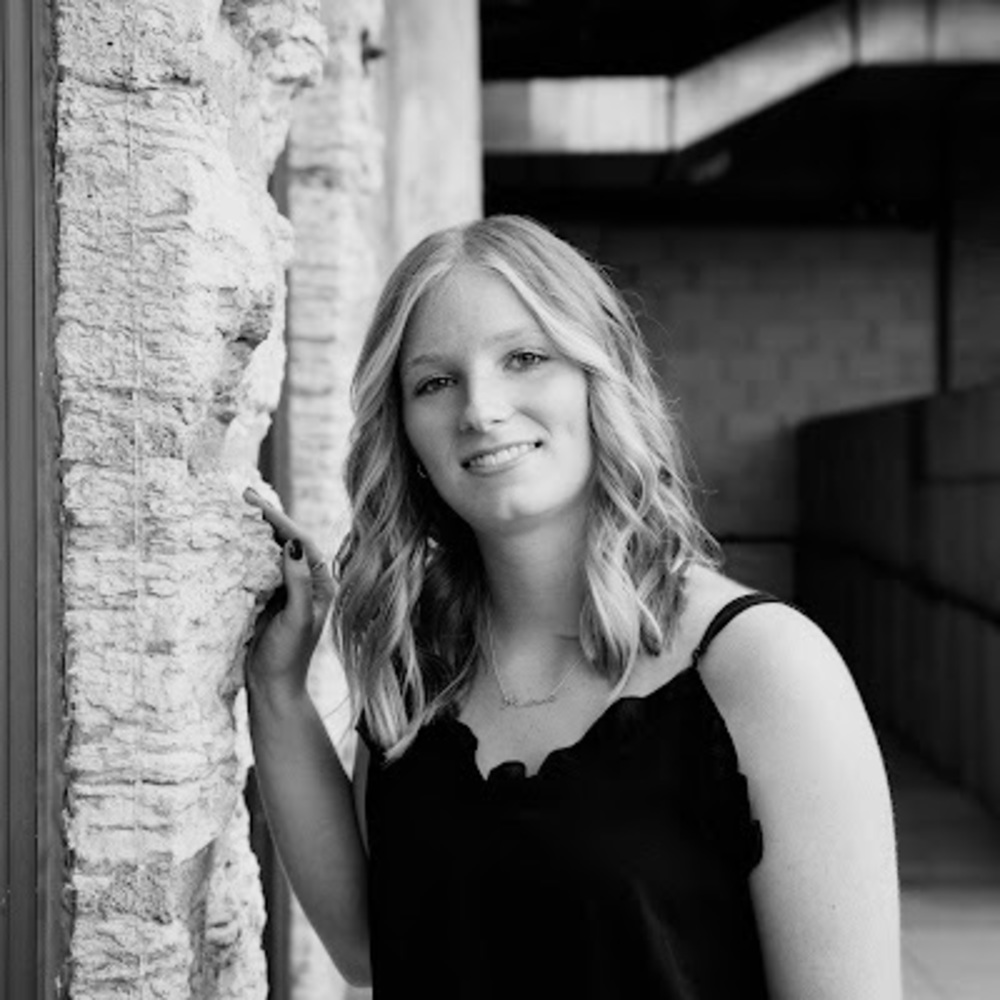 Meet your Posher, Malena